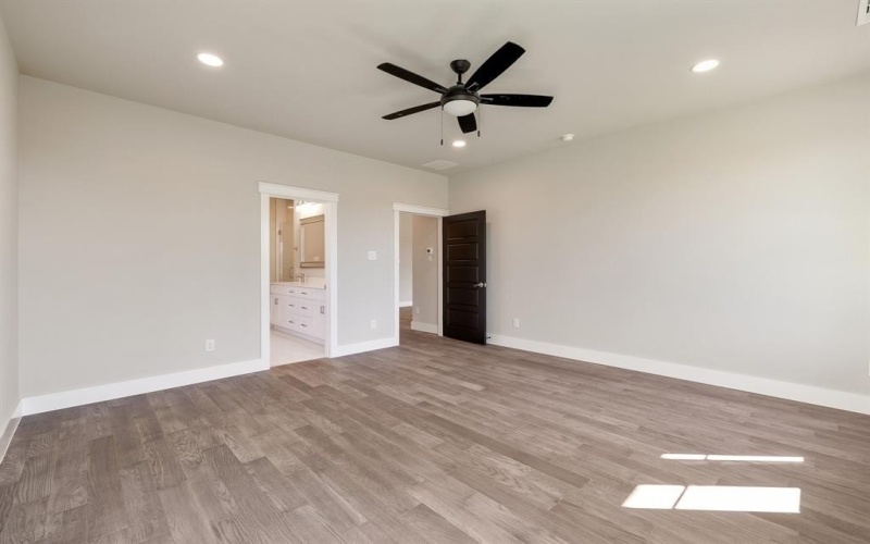 4858 S Theresa Drive, Denison, TX 75020, 3 Habitaciones Habitaciones , ,2 BañosBaños,Residential,En Venta,4858 S Theresa Drive,20915241