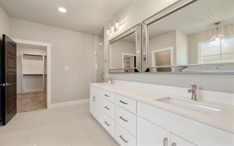 4858 S Theresa Drive, Denison, TX 75020, 3 Habitaciones Habitaciones , ,2 BañosBaños,Residential,En Venta,4858 S Theresa Drive,20915241