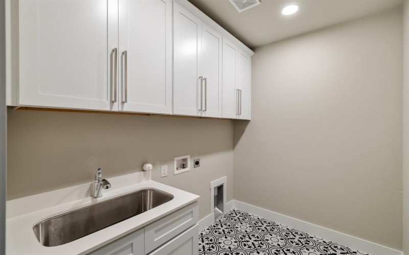 4858 S Theresa Drive, Denison, TX 75020, 3 Habitaciones Habitaciones , ,2 BañosBaños,Residential,En Venta,4858 S Theresa Drive,20915241