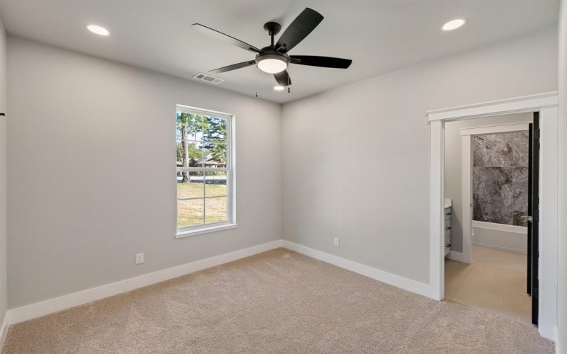 4858 S Theresa Drive, Denison, TX 75020, 3 Habitaciones Habitaciones , ,2 BañosBaños,Residential,En Venta,4858 S Theresa Drive,20915241
