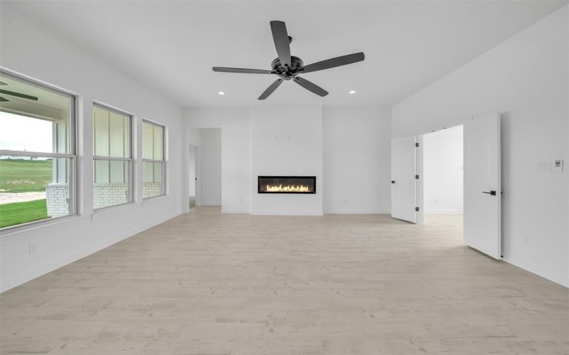 4040 Westfork Way, Springtown, TX 76082, 3 Habitaciones Habitaciones , ,2 BañosBaños,Residential,En Venta,4040 Westfork Way,20915436