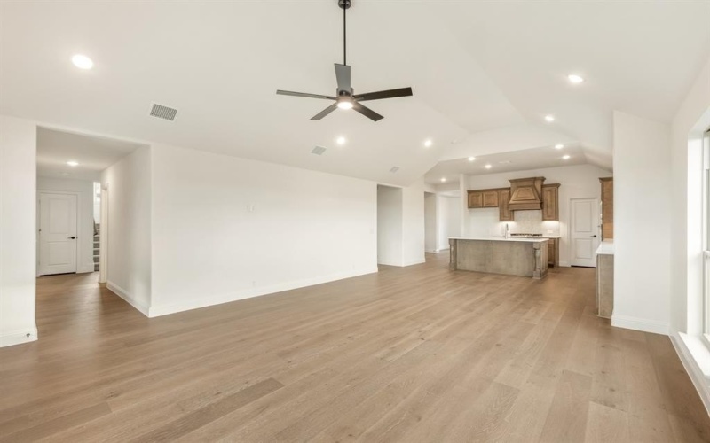 1112 Foxtail Drive, Justin, TX 76247, 4 Bedrooms Bedrooms, ,3 BathroomsBathrooms,Residential,For Sale,1112 Foxtail Drive,20912940