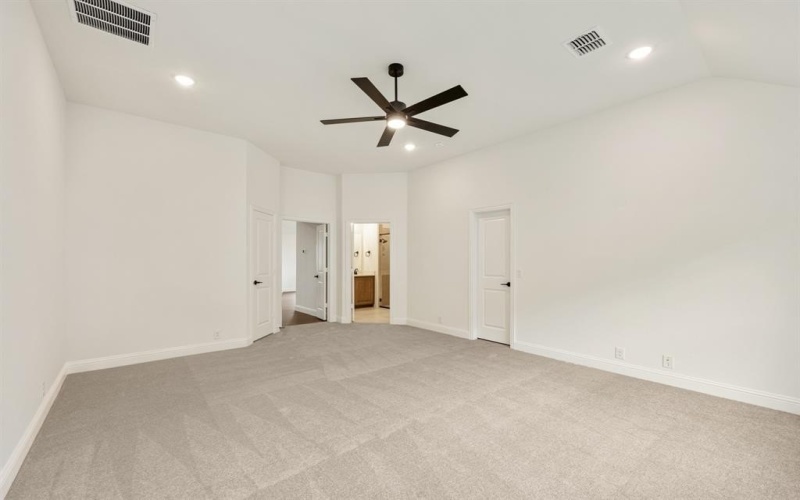 1112 Foxtail Drive, Justin, TX 76247, 4 Bedrooms Bedrooms, ,3 BathroomsBathrooms,Residential,For Sale,1112 Foxtail Drive,20912940