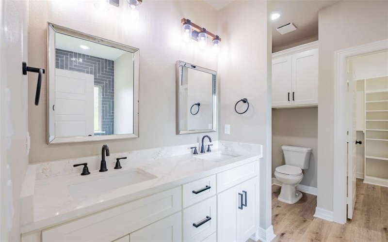 15122 High Country Acres Lane, Tyler, TX 75706, 4 Bedrooms Bedrooms, ,2 BathroomsBathrooms,Residential,For Sale,15122 High Country Acres Lane,20912957