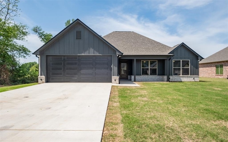 15122 High Country Acres Lane, Tyler, TX 75706, 4 Bedrooms Bedrooms, ,2 BathroomsBathrooms,Residential,For Sale,15122 High Country Acres Lane,20912957