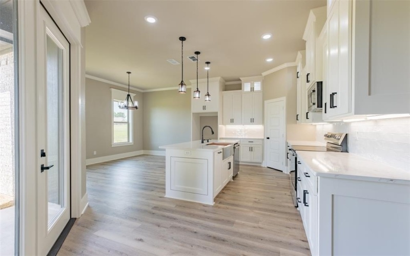 15122 High Country Acres Lane, Tyler, TX 75706, 4 Bedrooms Bedrooms, ,2 BathroomsBathrooms,Residential,For Sale,15122 High Country Acres Lane,20912957