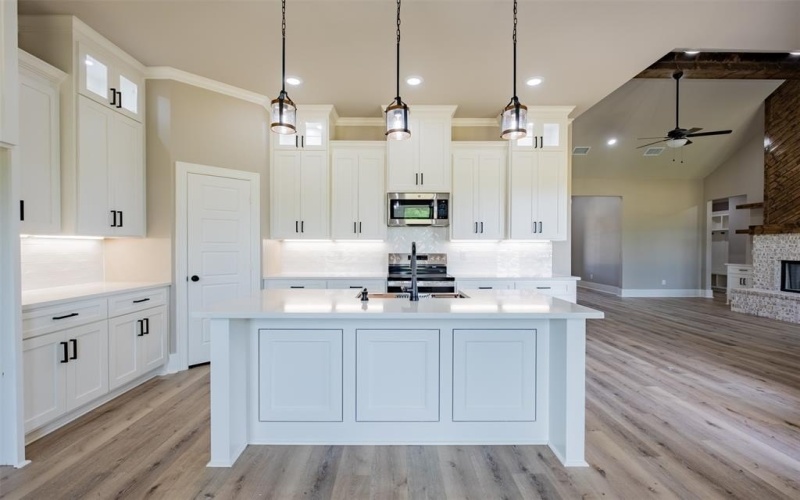 15122 High Country Acres Lane, Tyler, TX 75706, 4 Bedrooms Bedrooms, ,2 BathroomsBathrooms,Residential,For Sale,15122 High Country Acres Lane,20912957