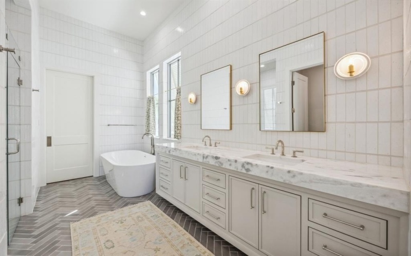 14600 Kiawah, Malakoff, TX 75148, 6 Bedrooms Bedrooms, ,7 BathroomsBathrooms,Residential,For Sale,14600 Kiawah,20915468