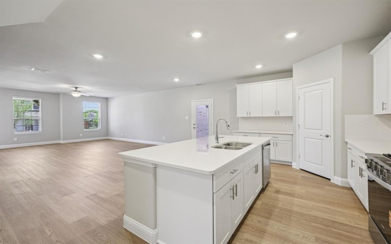 2740 Amistad Lane, Corinth, TX 76209, 3 Bedrooms Bedrooms, ,2 BathroomsBathrooms,Residential,For Sale,2740 Amistad Lane,20913018