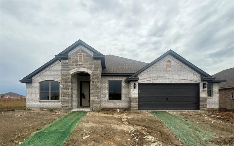 4217 Equine Drive, Joshua, TX 76058, 4 Bedrooms Bedrooms, ,3 BathroomsBathrooms,Residential,For Sale,4217 Equine Drive,20913068