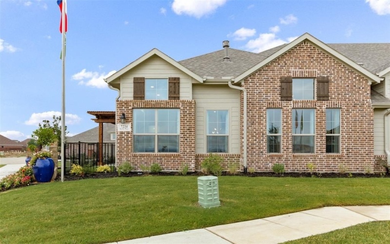 7234 Merlot Place, Grand Prairie, TX 75054, 2 Habitaciones Habitaciones , ,2 BañosBaños,Residential,En Venta,7234 Merlot Place,0,20913094