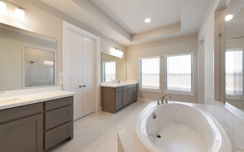 1604 Crestfallen Drive, Forney, TX 75126, 4 Bedrooms Bedrooms, ,3 BathroomsBathrooms,Residential,For Sale,1604 Crestfallen Drive,0,20913195