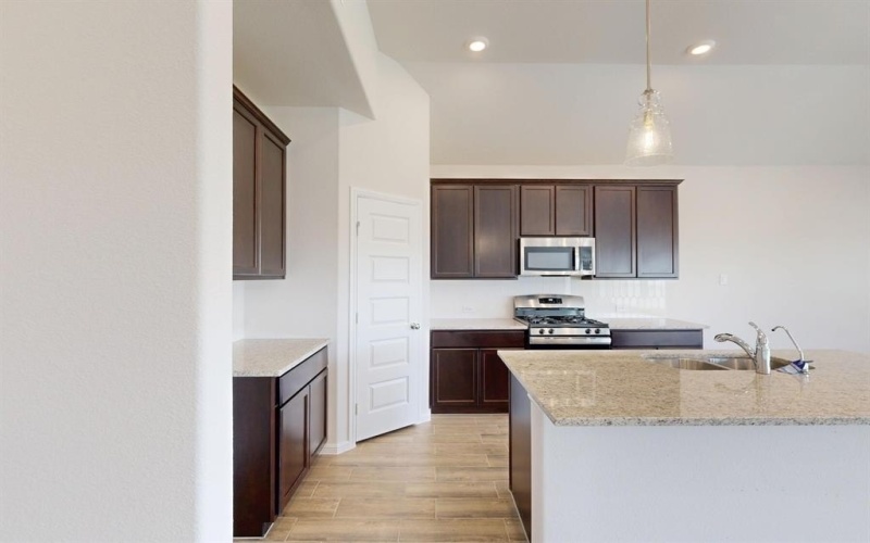 3312 Red Deer Road, Denton, TX 76208, 5 Habitaciones Habitaciones , ,3 BañosBaños,Residential,En Venta,3312 Red Deer Road,0,20913280