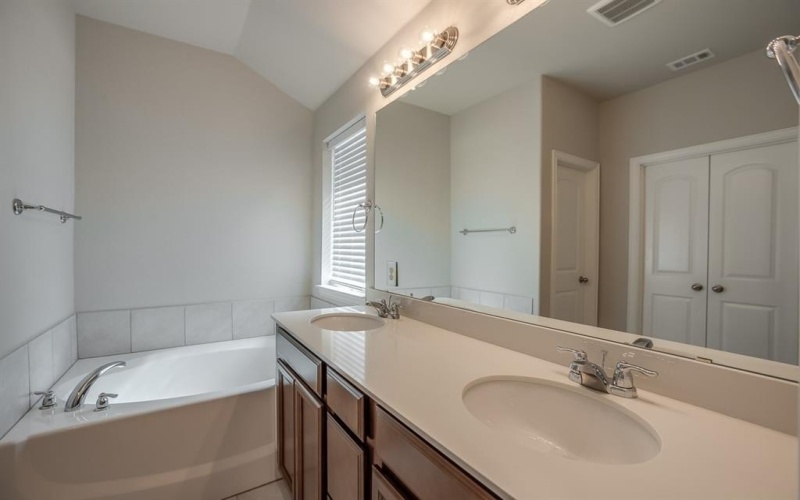 508 Thorn Creek Drive, Anna, TX 75409, 4 Habitaciones Habitaciones , ,2 BañosBaños,Residential,En Venta,508 Thorn Creek Drive,20913478