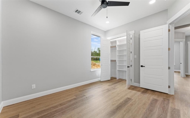 504 Stallings Street, Terrell, TX 75160, 3 Habitaciones Habitaciones , ,2 BañosBaños,Residential,En Venta,504 Stallings Street,20913515