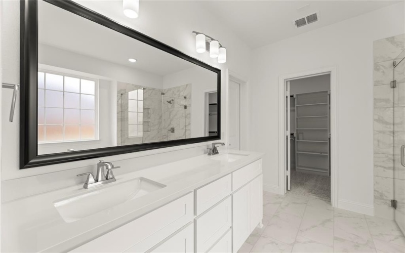 12710 Meadow Glen, Rowlett, TX 75089, 3 Bedrooms Bedrooms, ,3 BathroomsBathrooms,Residential,For Sale,12710 Meadow Glen,20913536