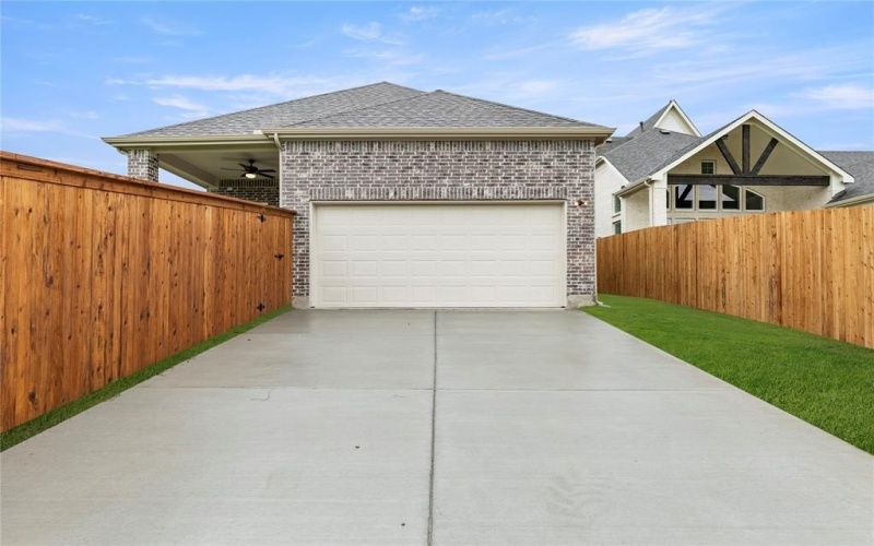 12710 Meadow Glen, Rowlett, TX 75089, 3 Bedrooms Bedrooms, ,3 BathroomsBathrooms,Residential,For Sale,12710 Meadow Glen,20913536