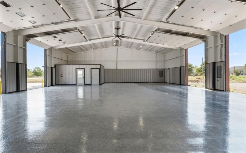 2036 Seaborn Road #BLDG 4, STE C, Ponder, TX 76259, ,Otro,En Venta,2036 Seaborn Road,20913554