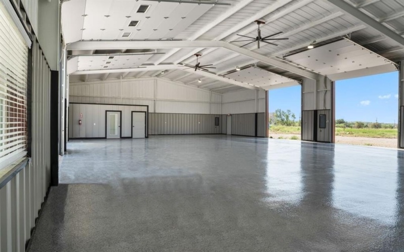2036 Seaborn Road #BLDG 4, STE C, Ponder, TX 76259, ,Otro,En Venta,2036 Seaborn Road,20913554