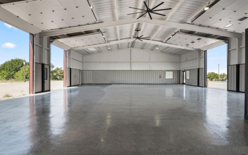 2036 Seaborn Road #BLDG 4, STE C, Ponder, TX 76259, ,Otro,En Venta,2036 Seaborn Road,20913554