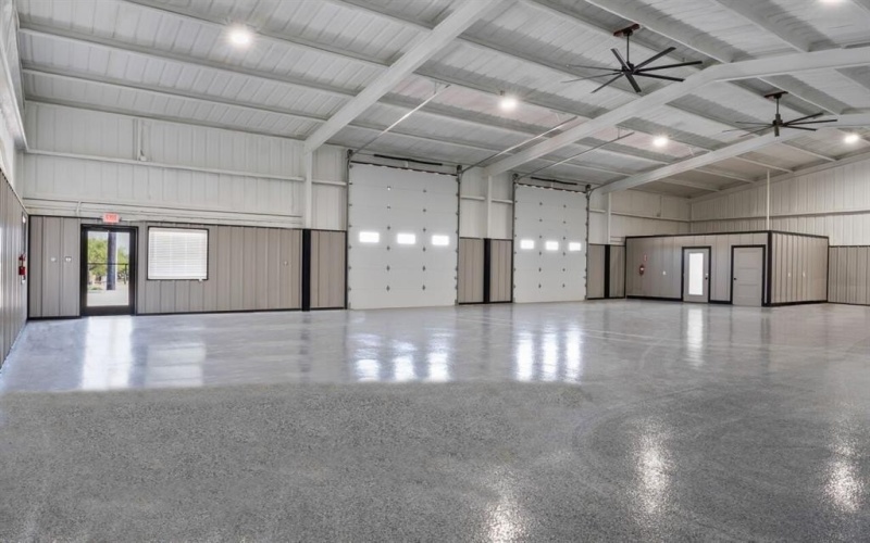 2036 Seaborn Road #BLDG 4, STE C, Ponder, TX 76259, ,Otro,En Venta,2036 Seaborn Road,20913554