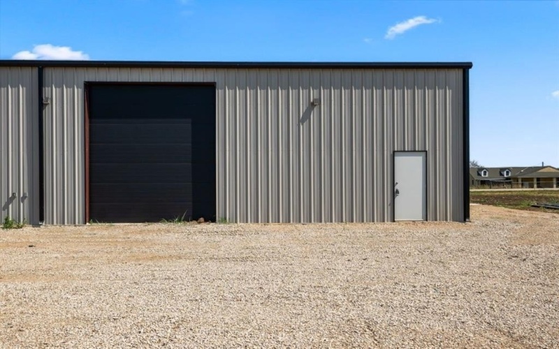2036 Seaborn Road #BLDG 4, STE C, Ponder, TX 76259, ,Otro,En Venta,2036 Seaborn Road,20913554