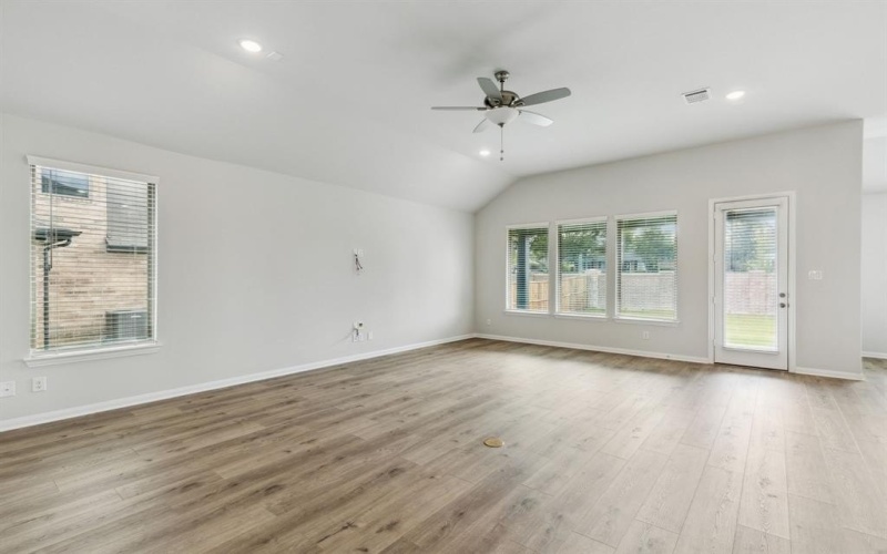 605 Bonnie Rose Lane, Van Alstyne, TX 75495, 3 Habitaciones Habitaciones , ,2 BañosBaños,Residential,En Venta,605 Bonnie Rose Lane,20913568