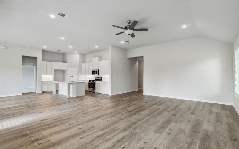 605 Bonnie Rose Lane, Van Alstyne, TX 75495, 3 Habitaciones Habitaciones , ,2 BañosBaños,Residential,En Venta,605 Bonnie Rose Lane,20913568