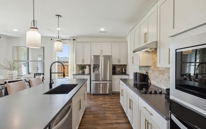5939 Mayer Avenue, Pilot Point, TX 75009, 5 Habitaciones Habitaciones , ,5 BañosBaños,Residential,En Venta,5939 Mayer Avenue,20913577