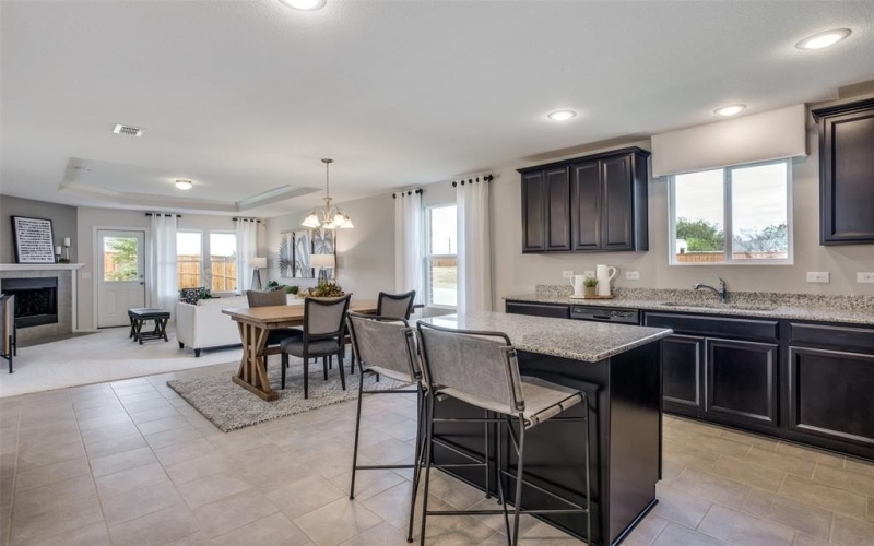 16113 Isles Drive, Fort Worth, TX 76052, 4 Habitaciones Habitaciones , ,3 BañosBaños,Residential,En Venta,16113 Isles Drive,20913599