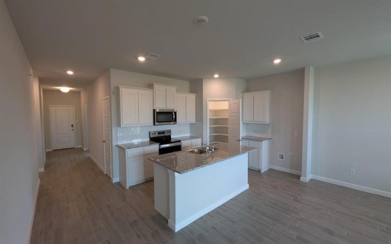 1021 TRACTION Trail, Cleburne, TX 76031, 4 Habitaciones Habitaciones , ,2 BañosBaños,Residential,En Venta,1021 TRACTION Trail,20914117