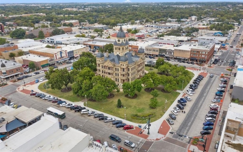 3820 Whisperwood Road, Denton, TX 76210, 4 Habitaciones Habitaciones , ,3 BañosBaños,Residential,En Venta,3820 Whisperwood Road,20914192