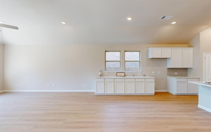 4013 Whisperwood Road, Denton, TX 76210, 4 Habitaciones Habitaciones , ,3 BañosBaños,Residential,En Venta,4013 Whisperwood Road,0,20914264