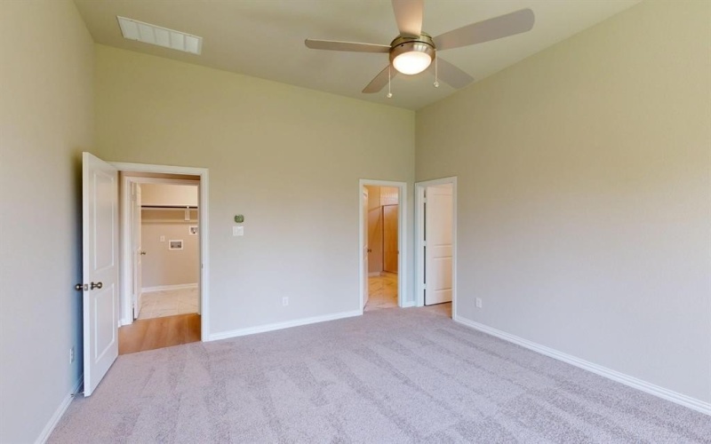 4013 Whisperwood Road, Denton, TX 76210, 4 Habitaciones Habitaciones , ,3 BañosBaños,Residential,En Venta,4013 Whisperwood Road,0,20914264