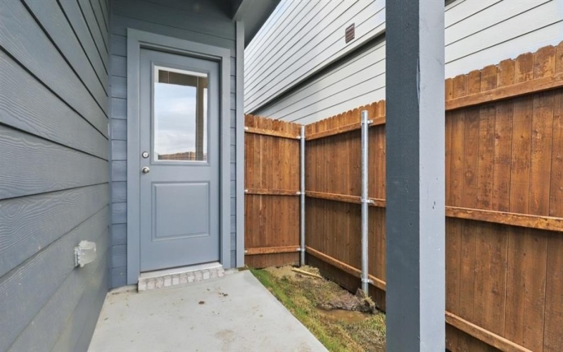 3012 STRAWBERRY FARM Lane, Fort Worth, TX 76140, 3 Bedrooms Bedrooms, ,2 BathroomsBathrooms,Residential,For Sale,3012 STRAWBERRY FARM Lane,20914421