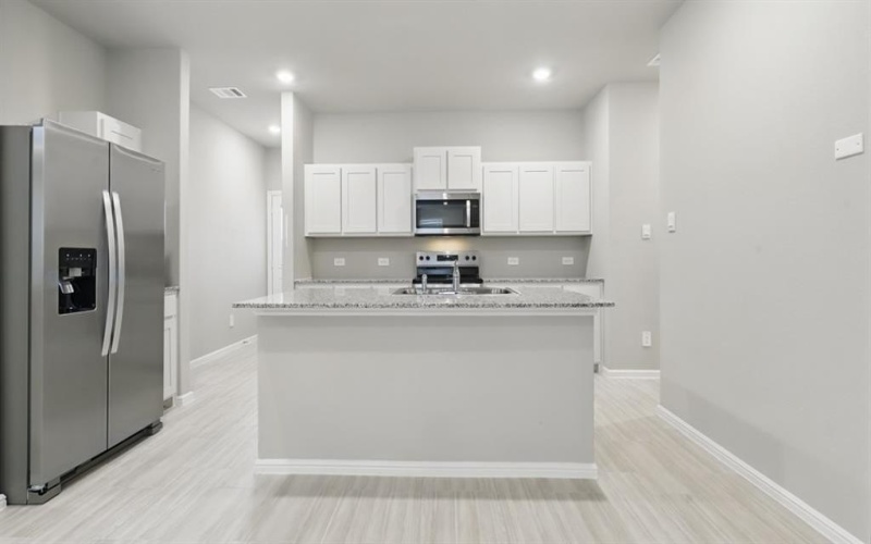 3012 STRAWBERRY FARM Lane, Fort Worth, TX 76140, 3 Bedrooms Bedrooms, ,2 BathroomsBathrooms,Residential,For Sale,3012 STRAWBERRY FARM Lane,20914421