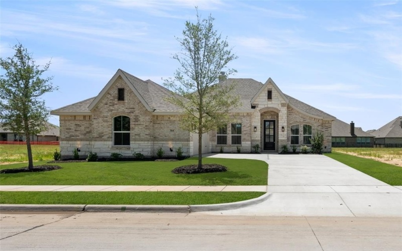 314 Bowrider Lane, Granbury, TX 76049, 4 Bedrooms Bedrooms, ,2 BathroomsBathrooms,Residential,For Sale,314 Bowrider Lane,20916757