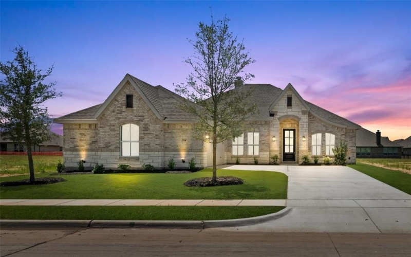314 Bowrider Lane, Granbury, TX 76049, 4 Bedrooms Bedrooms, ,2 BathroomsBathrooms,Residential,For Sale,314 Bowrider Lane,20916757