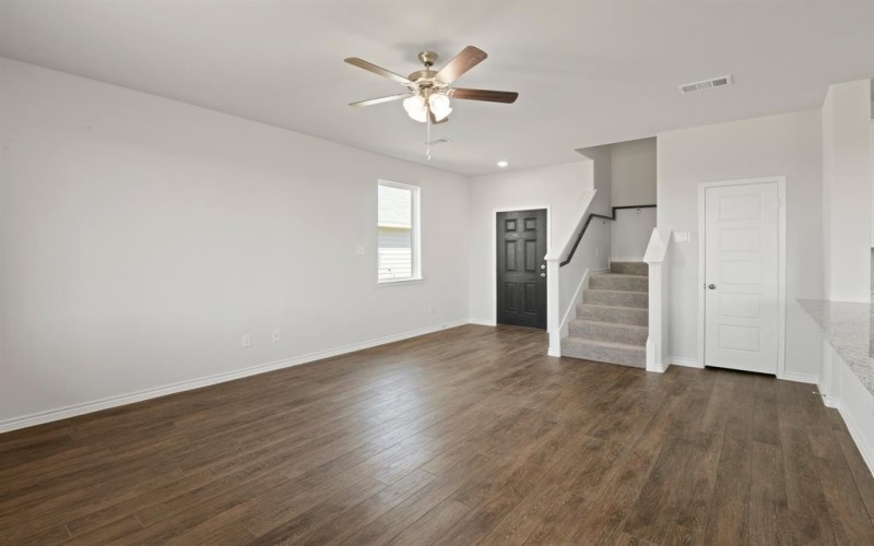 1012 Wingjet Way, Fort Worth, TX 76131, 4 Habitaciones Habitaciones , ,2 BañosBaños,Residential,En Venta,1012 Wingjet Way,20915790