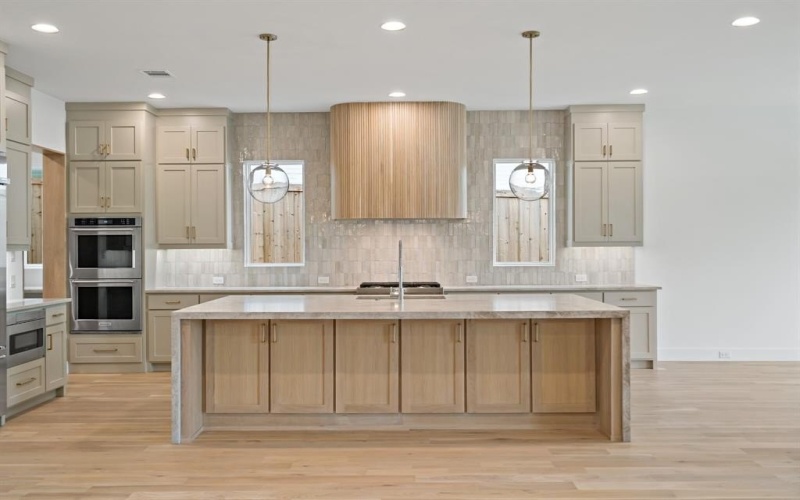 6359 Malcolm Drive, Dallas, TX 75214, 4 Bedrooms Bedrooms, ,5 BathroomsBathrooms,Residential,For Sale,6359 Malcolm Drive,20915843