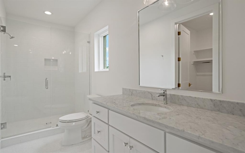 6359 Malcolm Drive, Dallas, TX 75214, 4 Bedrooms Bedrooms, ,5 BathroomsBathrooms,Residential,For Sale,6359 Malcolm Drive,20915843