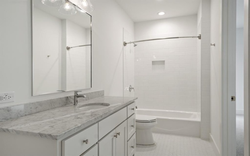 6359 Malcolm Drive, Dallas, TX 75214, 4 Bedrooms Bedrooms, ,5 BathroomsBathrooms,Residential,For Sale,6359 Malcolm Drive,20915843