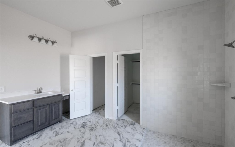 14425 Lovelace Street, Pilot Point, TX 75009, 4 Habitaciones Habitaciones , ,3 BañosBaños,Residential,En Venta,14425 Lovelace Street,20916648