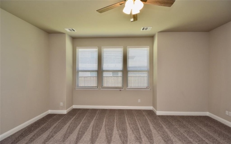 2720 DICKINSON Drive, Corinth, TX 76210, 5 Bedrooms Bedrooms, ,3 BathroomsBathrooms,Residential,For Sale,2720 DICKINSON Drive,20916652