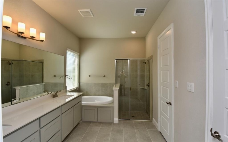2720 DICKINSON Drive, Corinth, TX 76210, 5 Bedrooms Bedrooms, ,3 BathroomsBathrooms,Residential,For Sale,2720 DICKINSON Drive,20916652