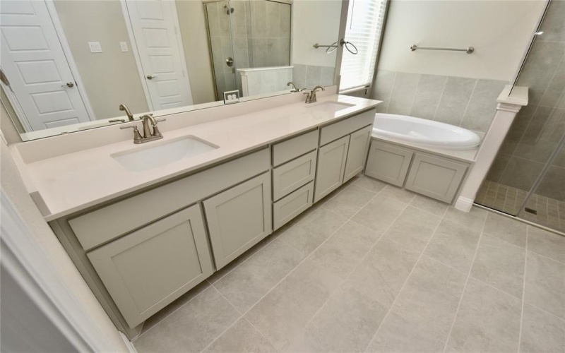 2720 DICKINSON Drive, Corinth, TX 76210, 5 Bedrooms Bedrooms, ,3 BathroomsBathrooms,Residential,For Sale,2720 DICKINSON Drive,20916652