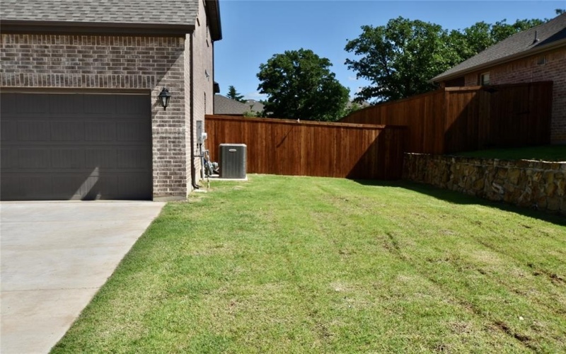 2720 DICKINSON Drive, Corinth, TX 76210, 5 Bedrooms Bedrooms, ,3 BathroomsBathrooms,Residential,For Sale,2720 DICKINSON Drive,20916652