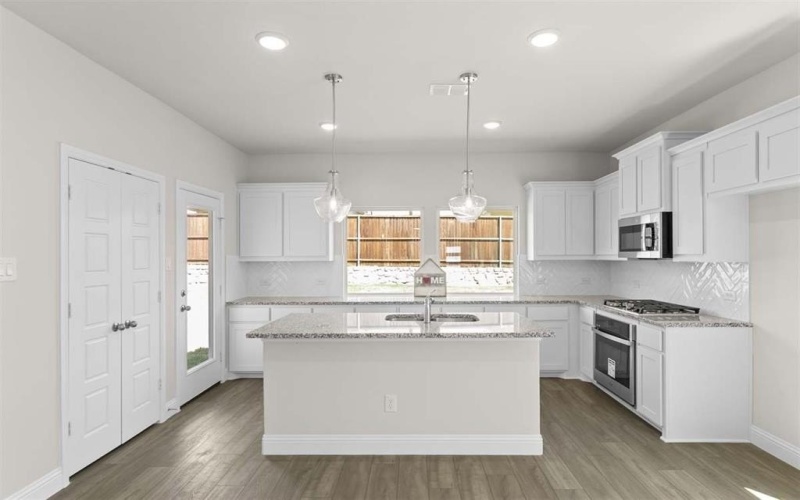 908 Apeldoorn Trail, Little Elm, TX 75068, 3 Bedrooms Bedrooms, ,2 BathroomsBathrooms,Residential,For Sale,908 Apeldoorn Trail,20916844