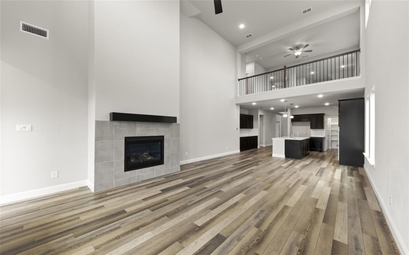 916 Apeldoorn, Little Elm, TX 75068, 4 Bedrooms Bedrooms, ,3 BathroomsBathrooms,Residential,For Sale,916 Apeldoorn,20916857
