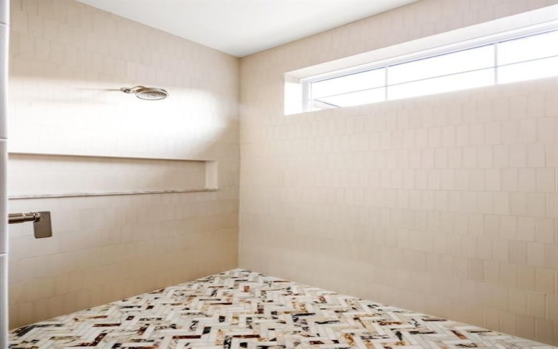 6451 Trammel Drive, Dallas, TX 75214, 4 Bedrooms Bedrooms, ,5 BathroomsBathrooms,Residential,For Sale,6451 Trammel Drive,20916962